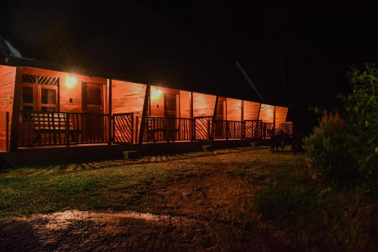 Cinnamon Village Sinharaja Deniyaya Kültér fotó